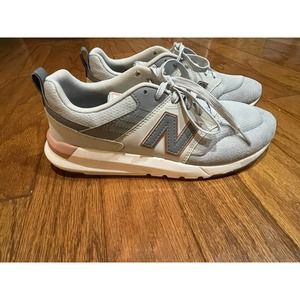 New Balance Womens 009 V1 Sneaker Light Aluminum Rose Gold Gunmetal 8.5 W US